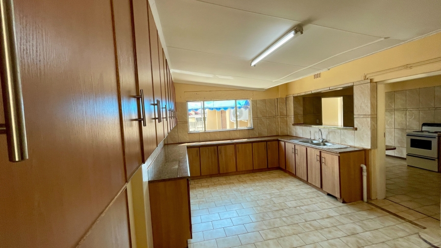 3 Bedroom Property for Sale in La Hoff North West